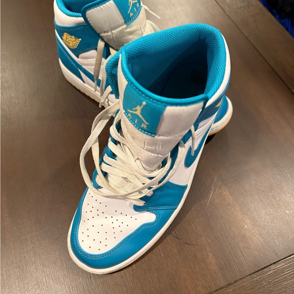 Nike Air Jordan High-Top Sneakers in Teal and White